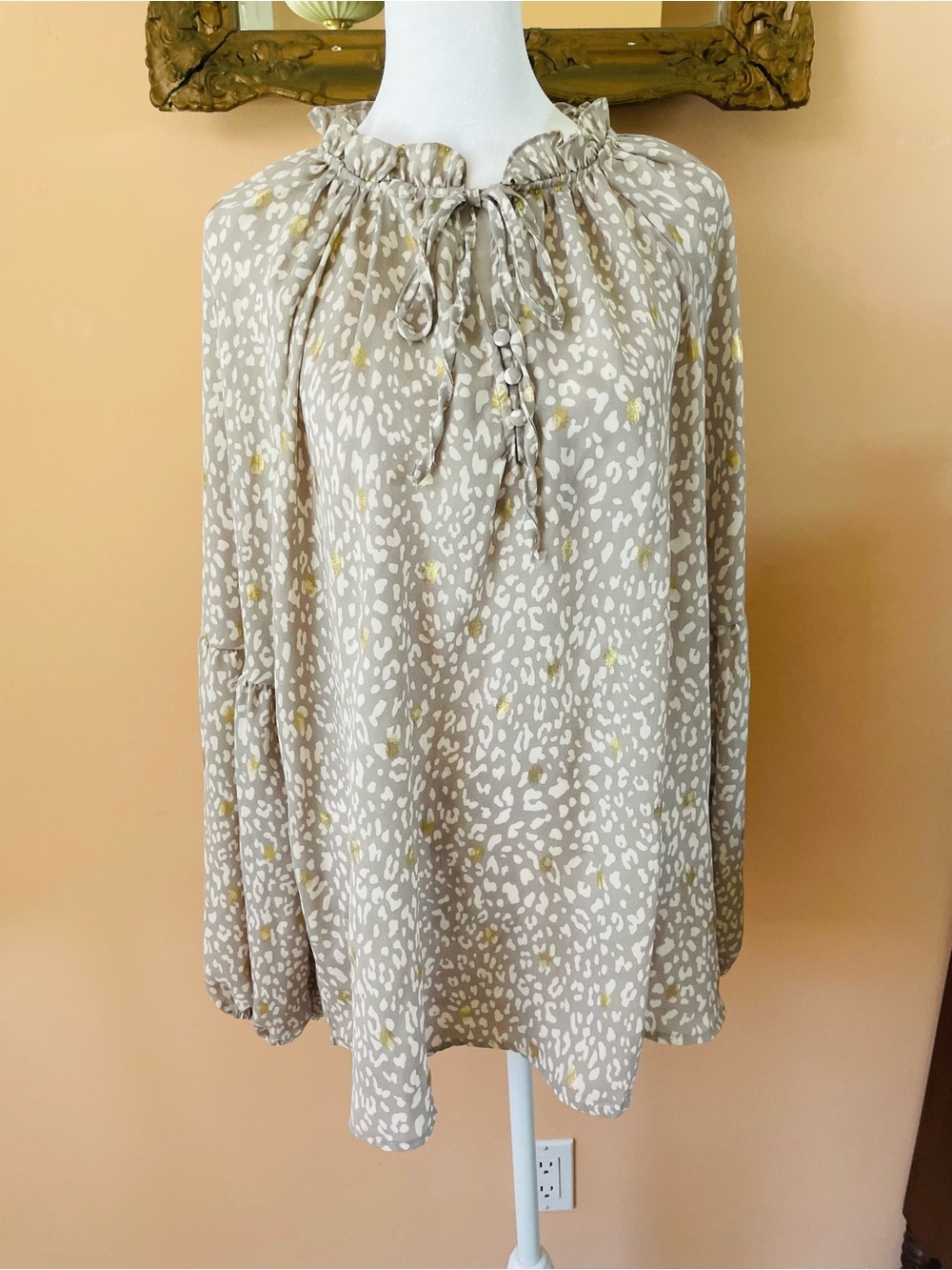 Whimsical Print Ruffled Tie Collar Full Sleeve Loose Fit Peasant Top. 2X